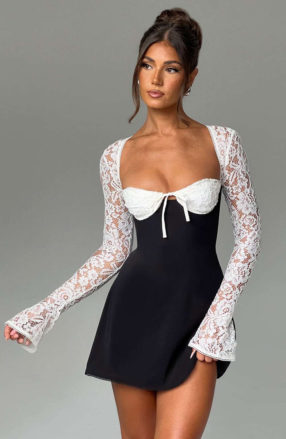 Jacinta Mini Dress - Black/White Ryvelle