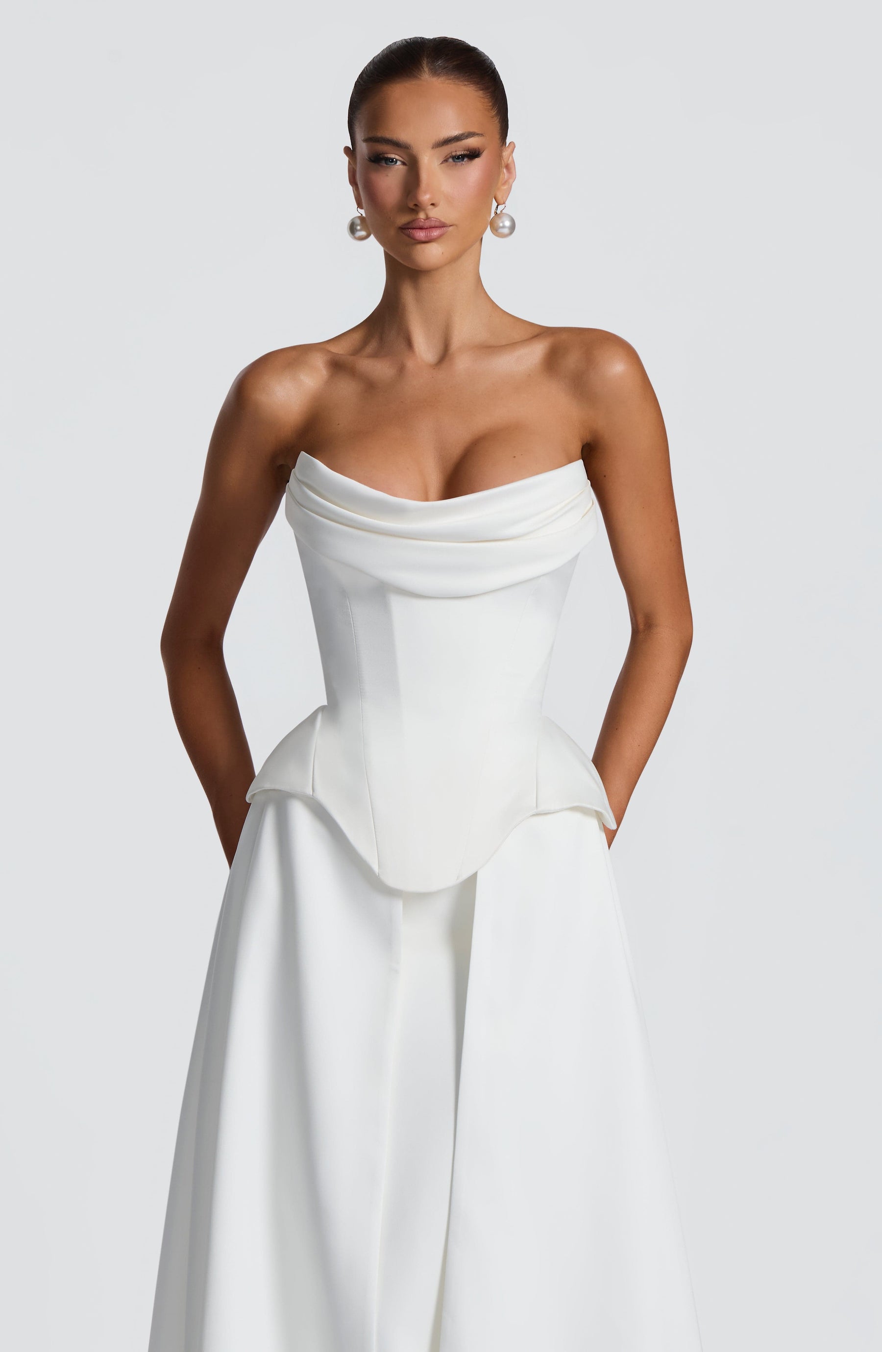 Jamila Corset - Ivory Ryvelle
