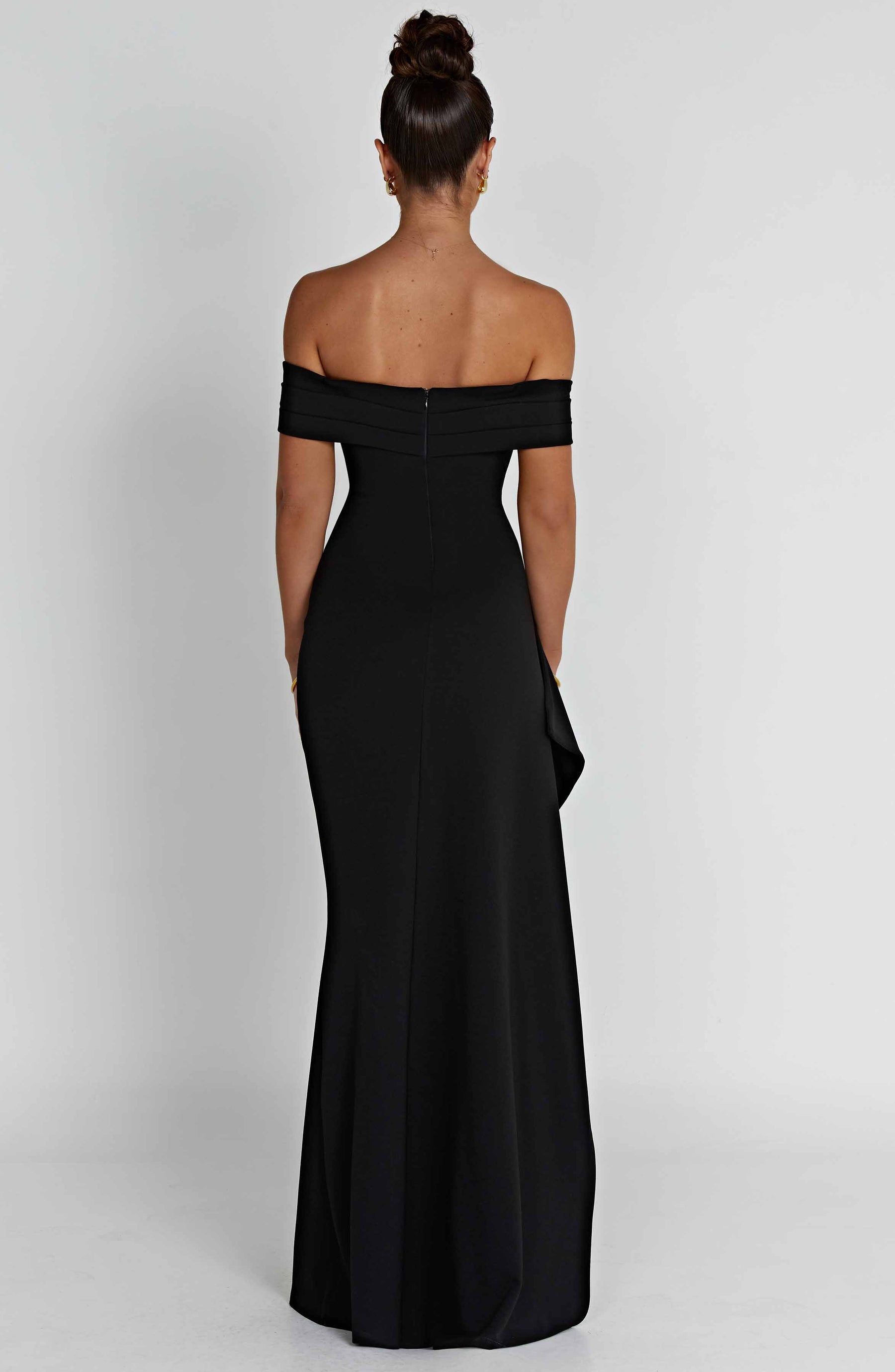Joyce Maxi Dress - Black Ryvelle