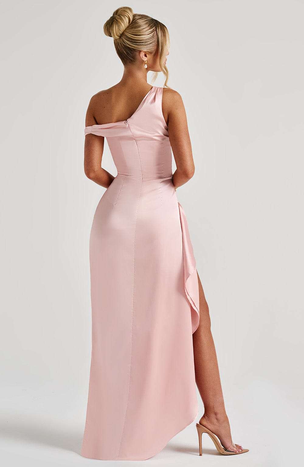 Juliene Maxi Dress - Blush Ryvelle