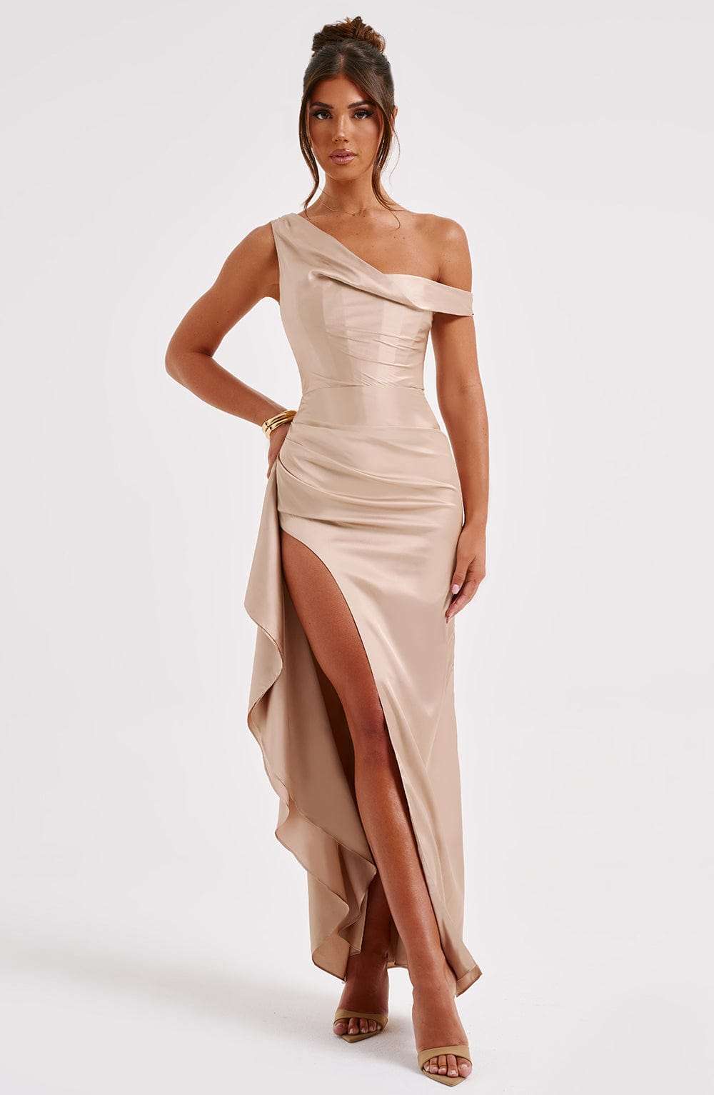 Juliene Maxi Dress - Champagne Ryvelle