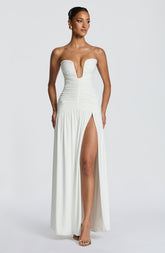 Junia Maxi Dress - White Ryvelle