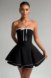 Juno Minikleid – Schwarz/Weiß