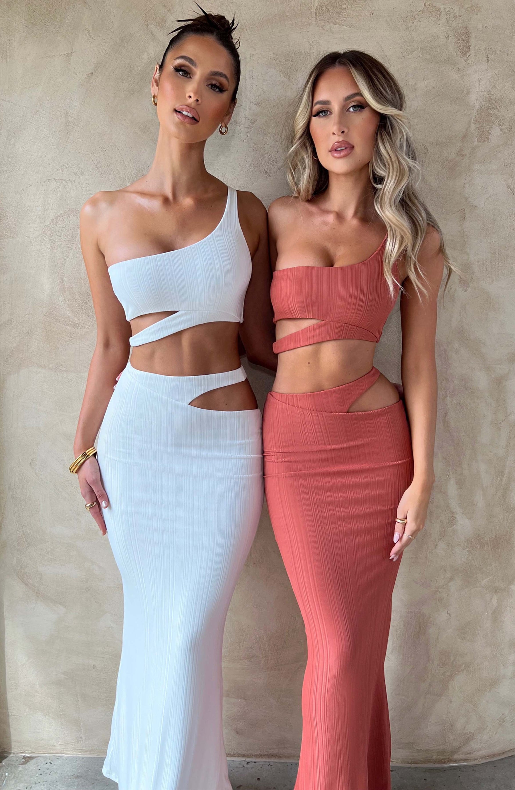 Kaela Maxi Skirt - White Ryvelle