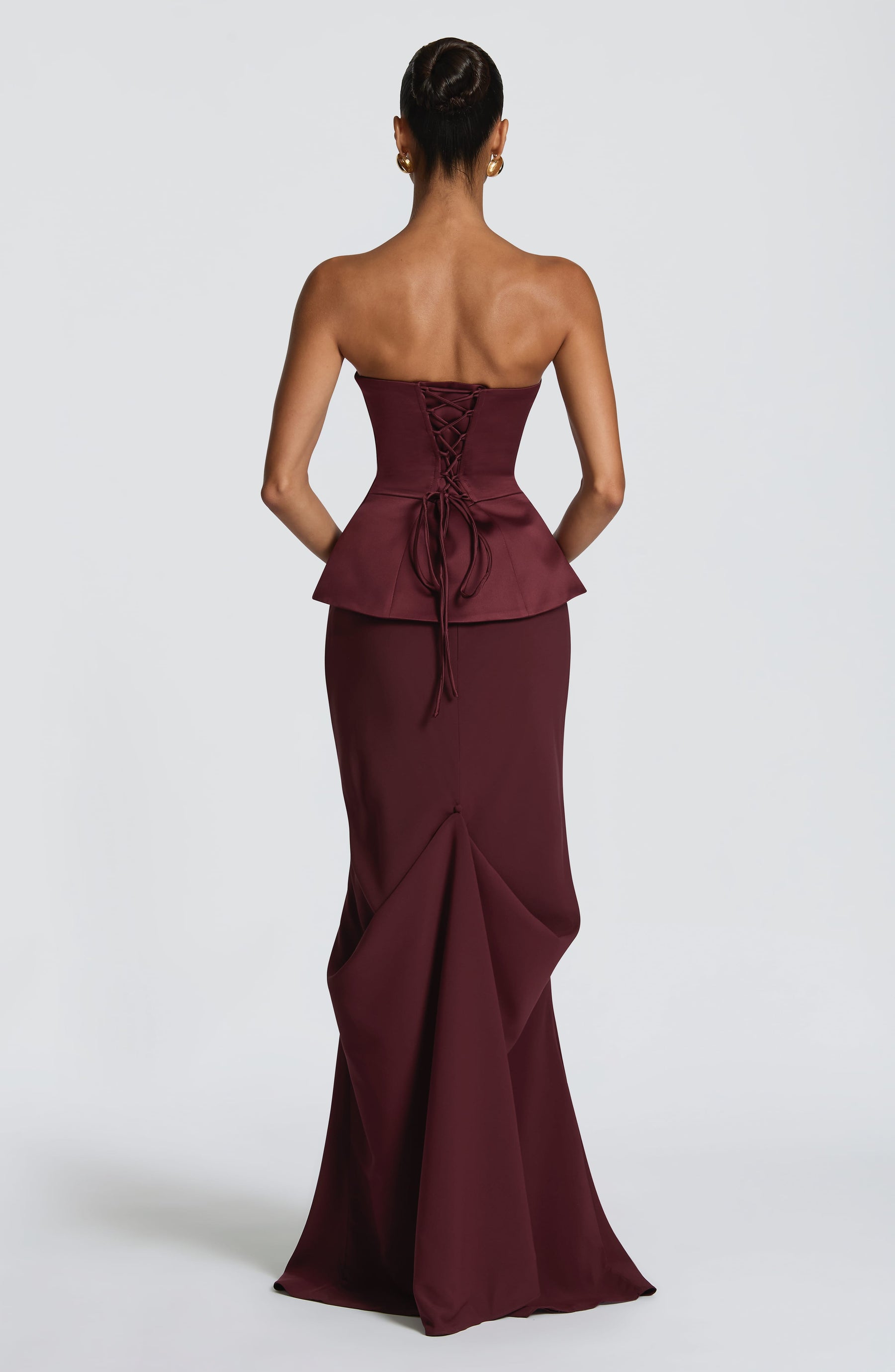Kaia Maxi Skirt - Cherry Lacquer Ryvelle