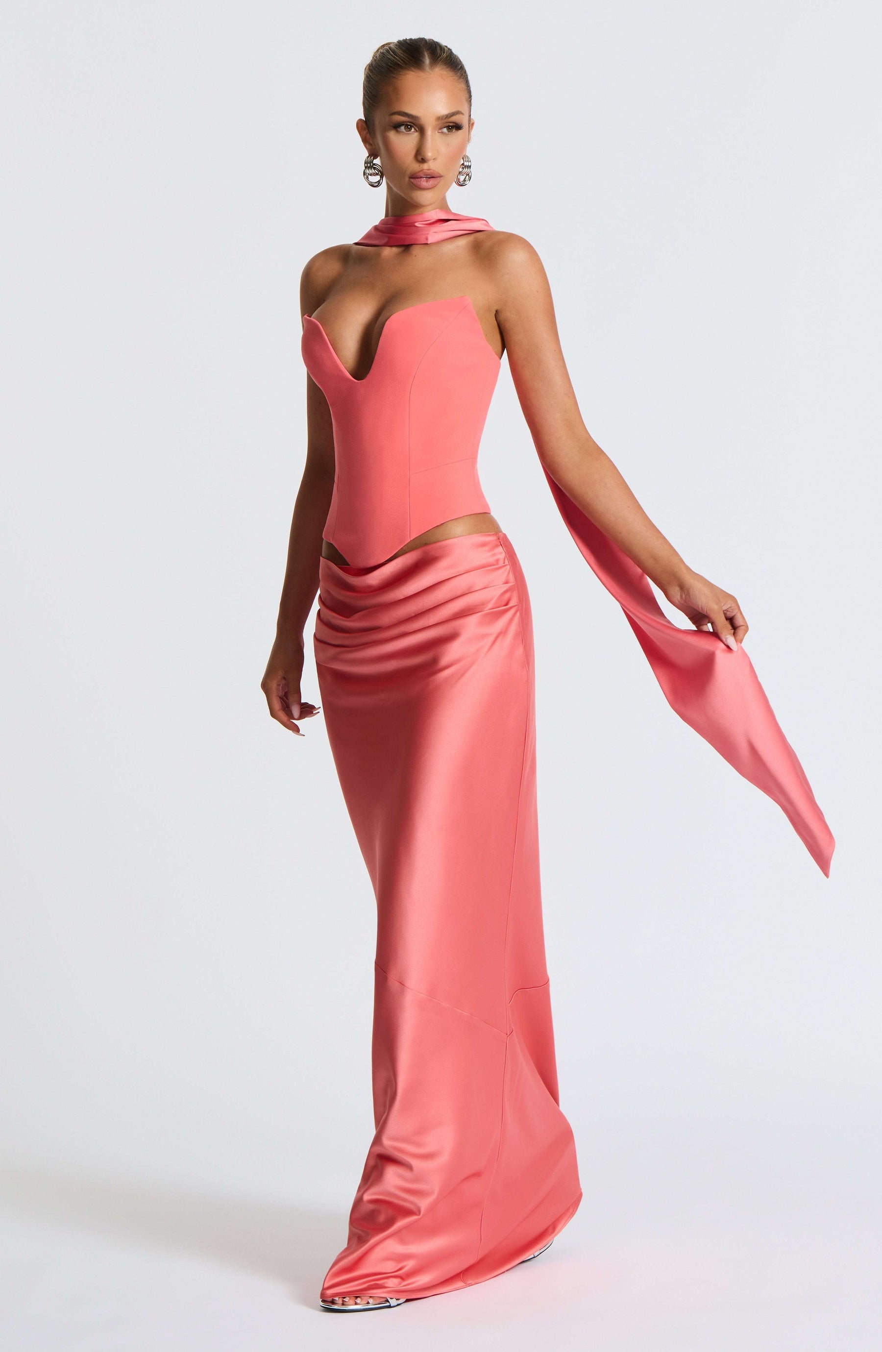 Kamiyah Corset - Coral Pink Ryvelle