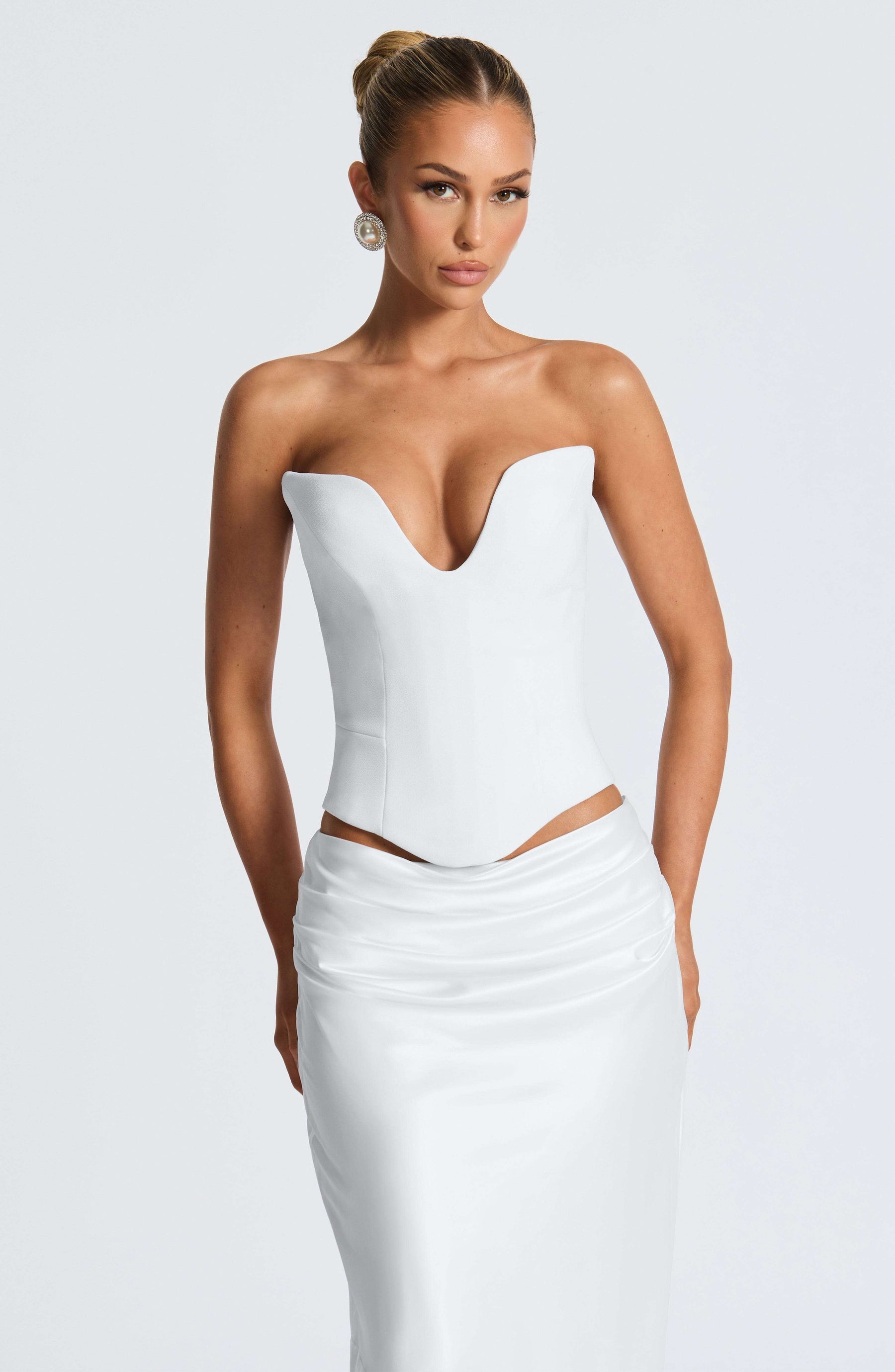 Kamiyah Corset - Ivory Ryvelle