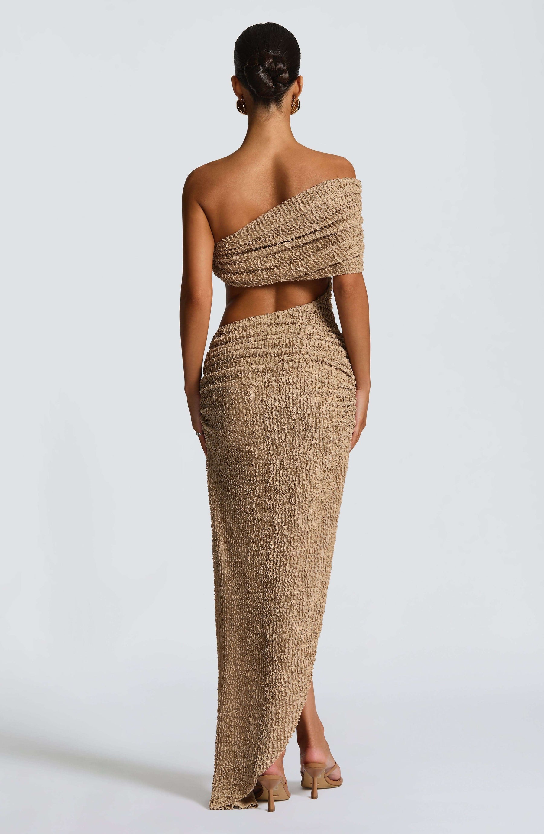 Laverna Midi Dress - Beige Ryvelle