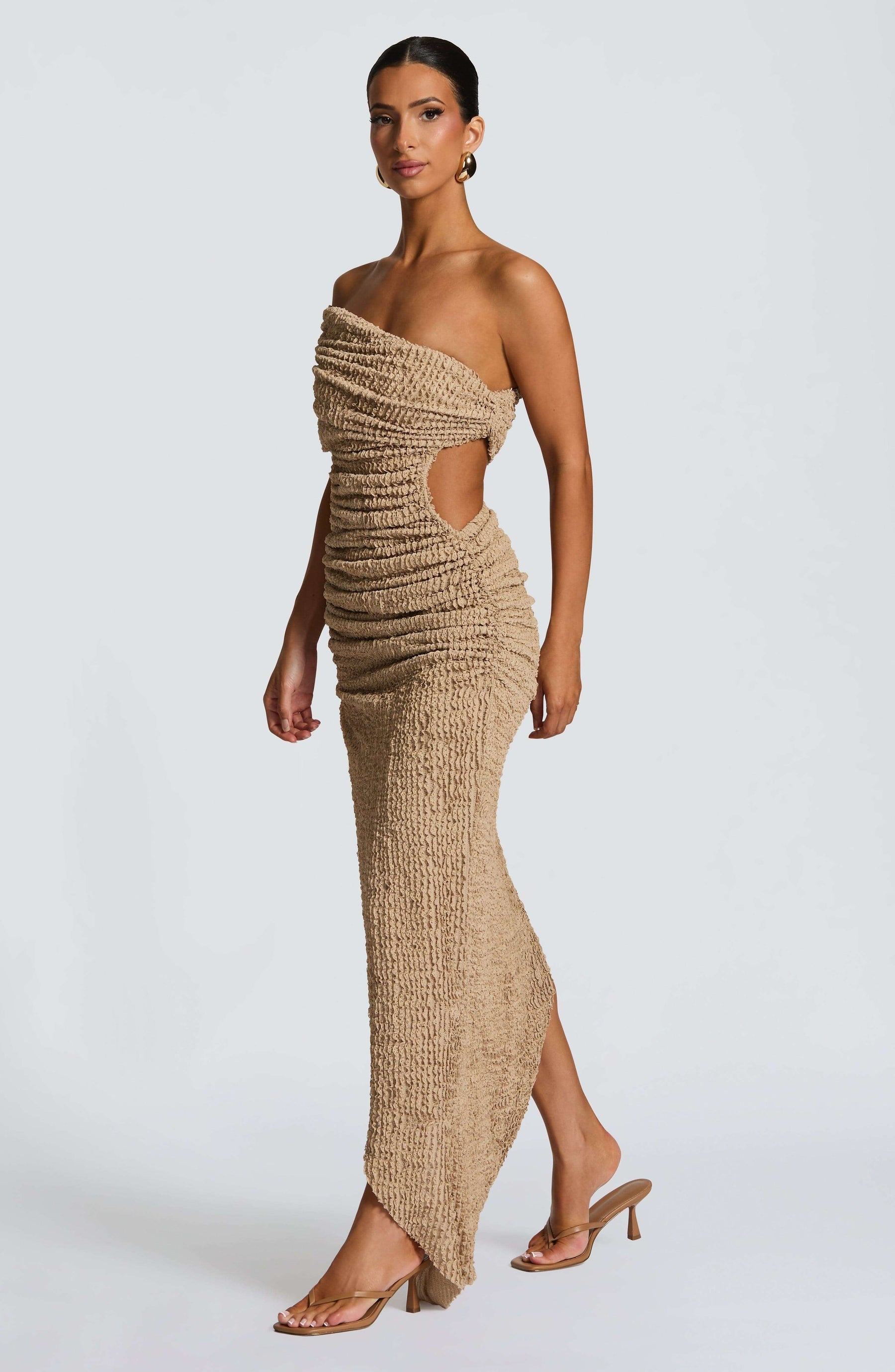 Laverna Midi Dress - Beige Ryvelle