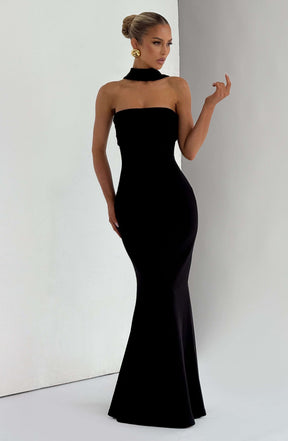 Leura Maxi Dress - Black Ryvelle