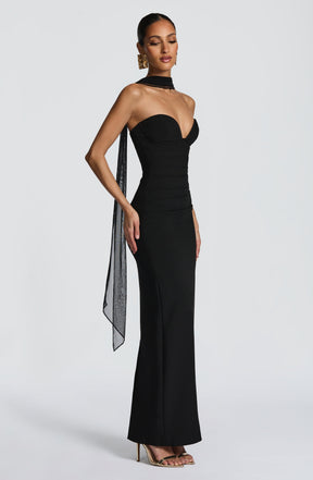 Lindsey Maxi Dress - Black Ryvelle