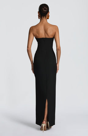 Lindsey Maxi Dress - Black Ryvelle