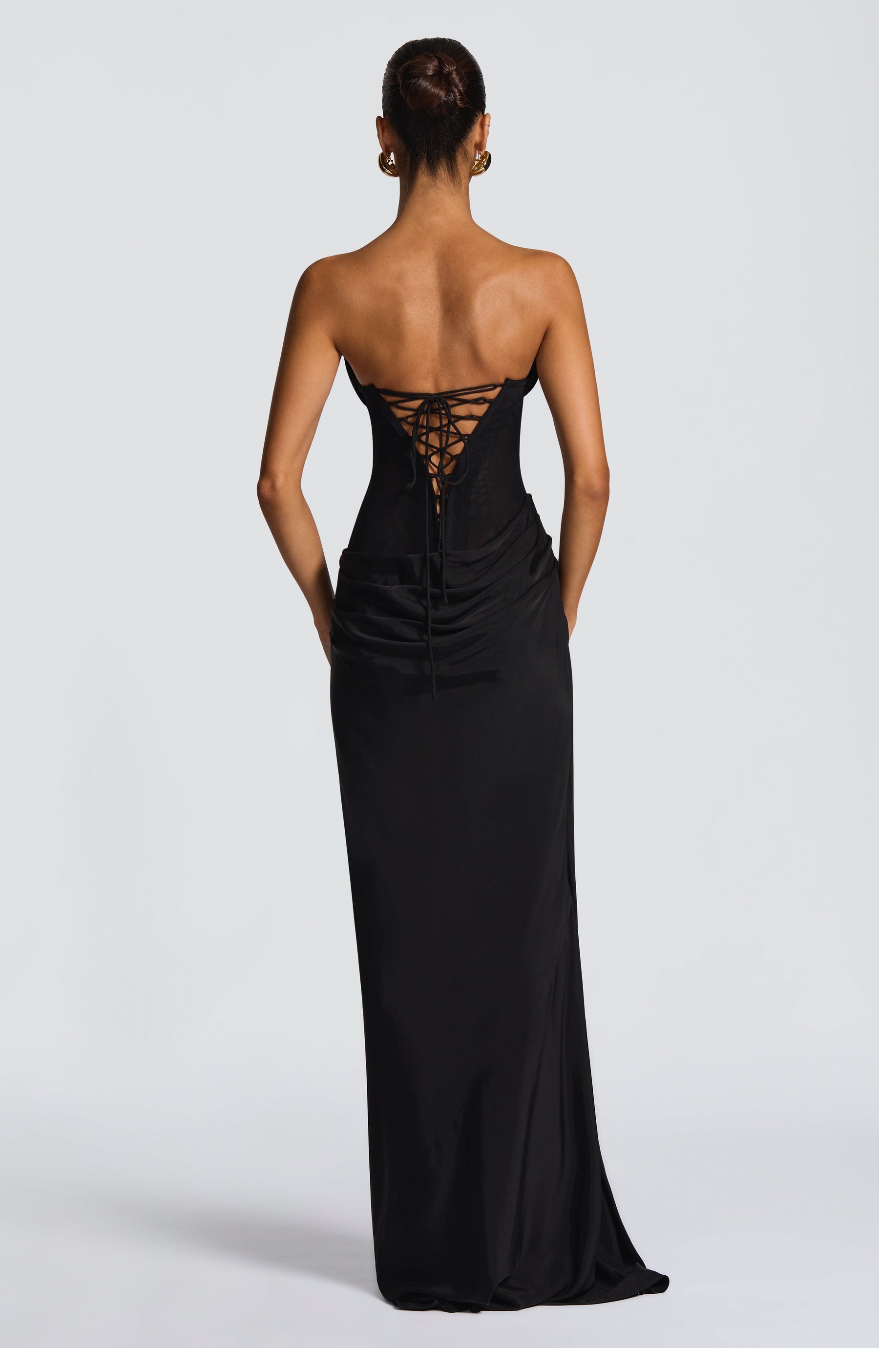 Liora Maxi Dress - Black Ryvelle