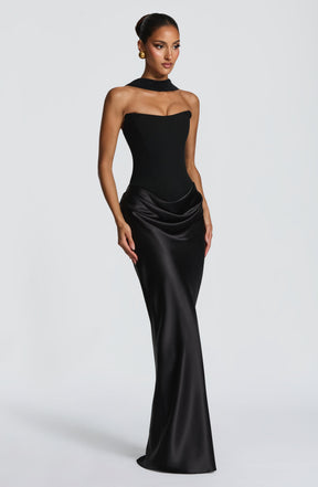 Maggie Maxi Dress - Black Ryvelle