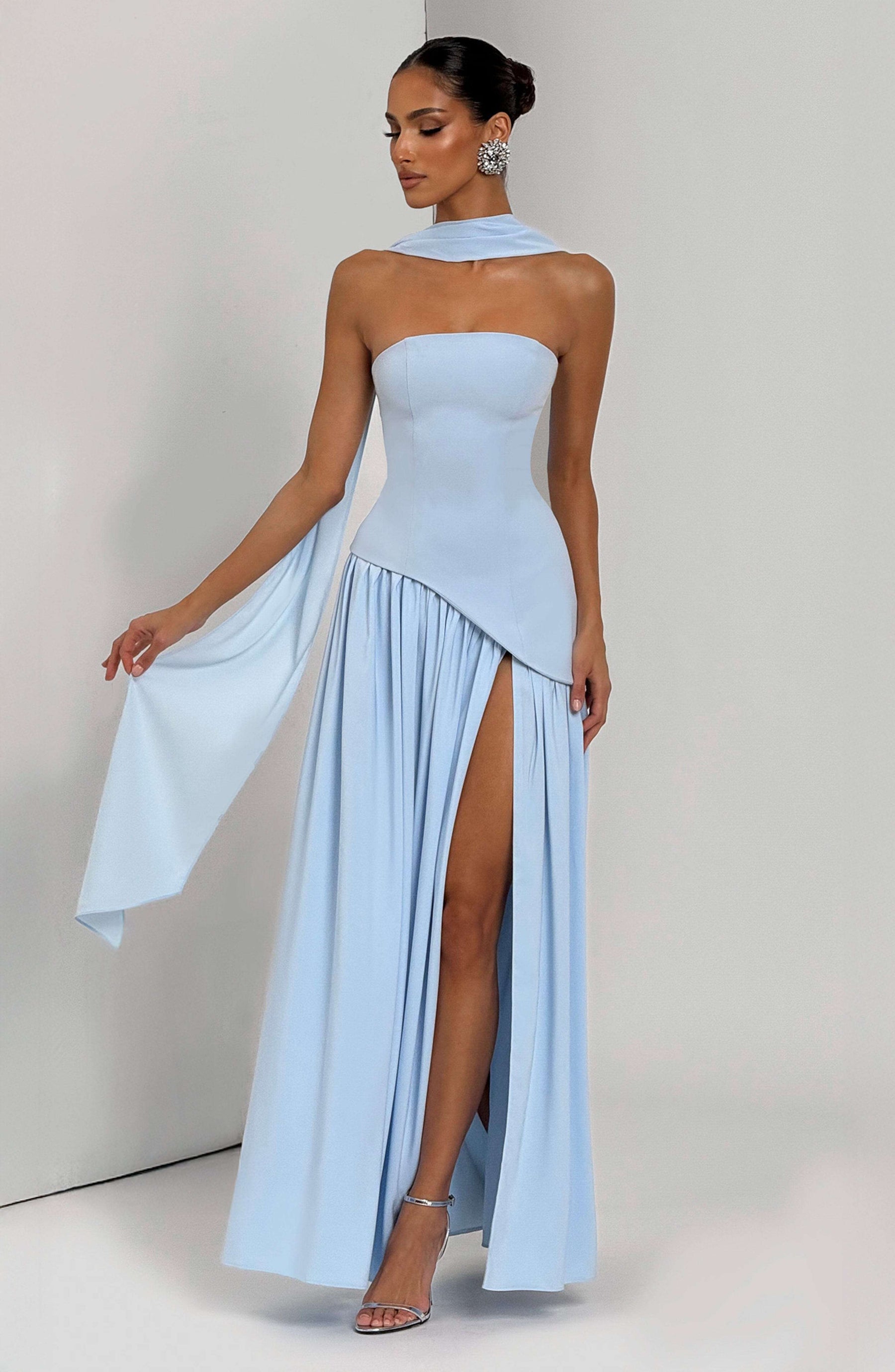 Maliyah Maxi Dress - Baby Blue Ryvelle