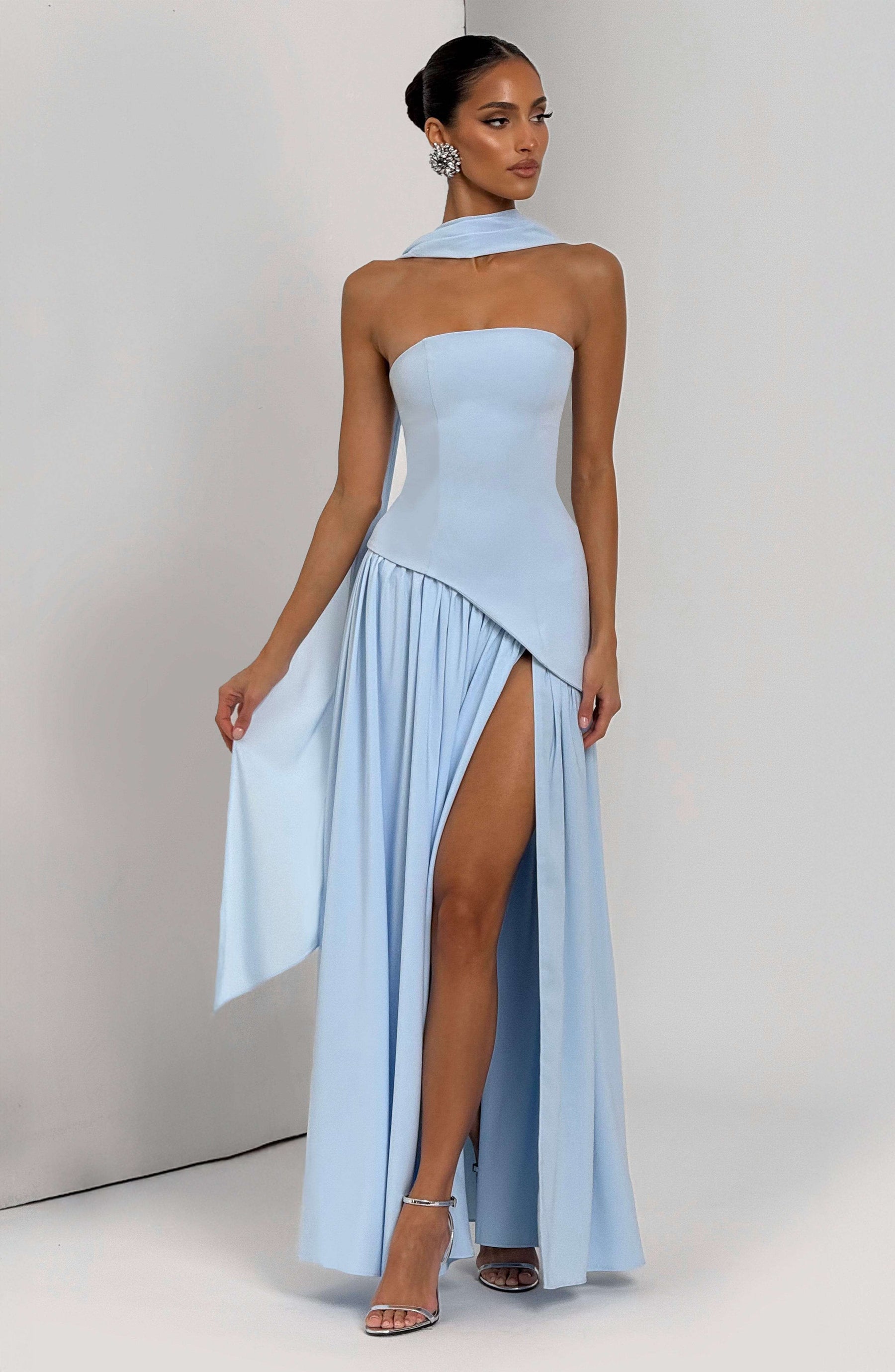 Maliyah Maxi Dress - Baby Blue Ryvelle