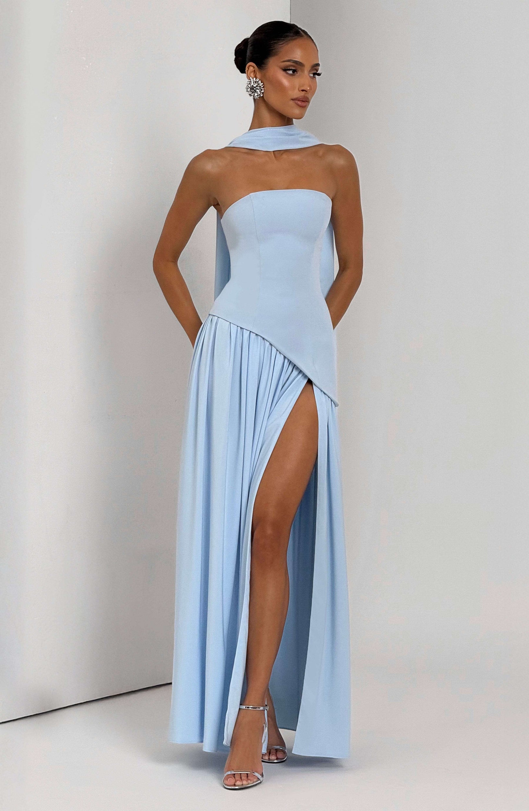 Maliyah Maxi Dress - Baby Blue Ryvelle