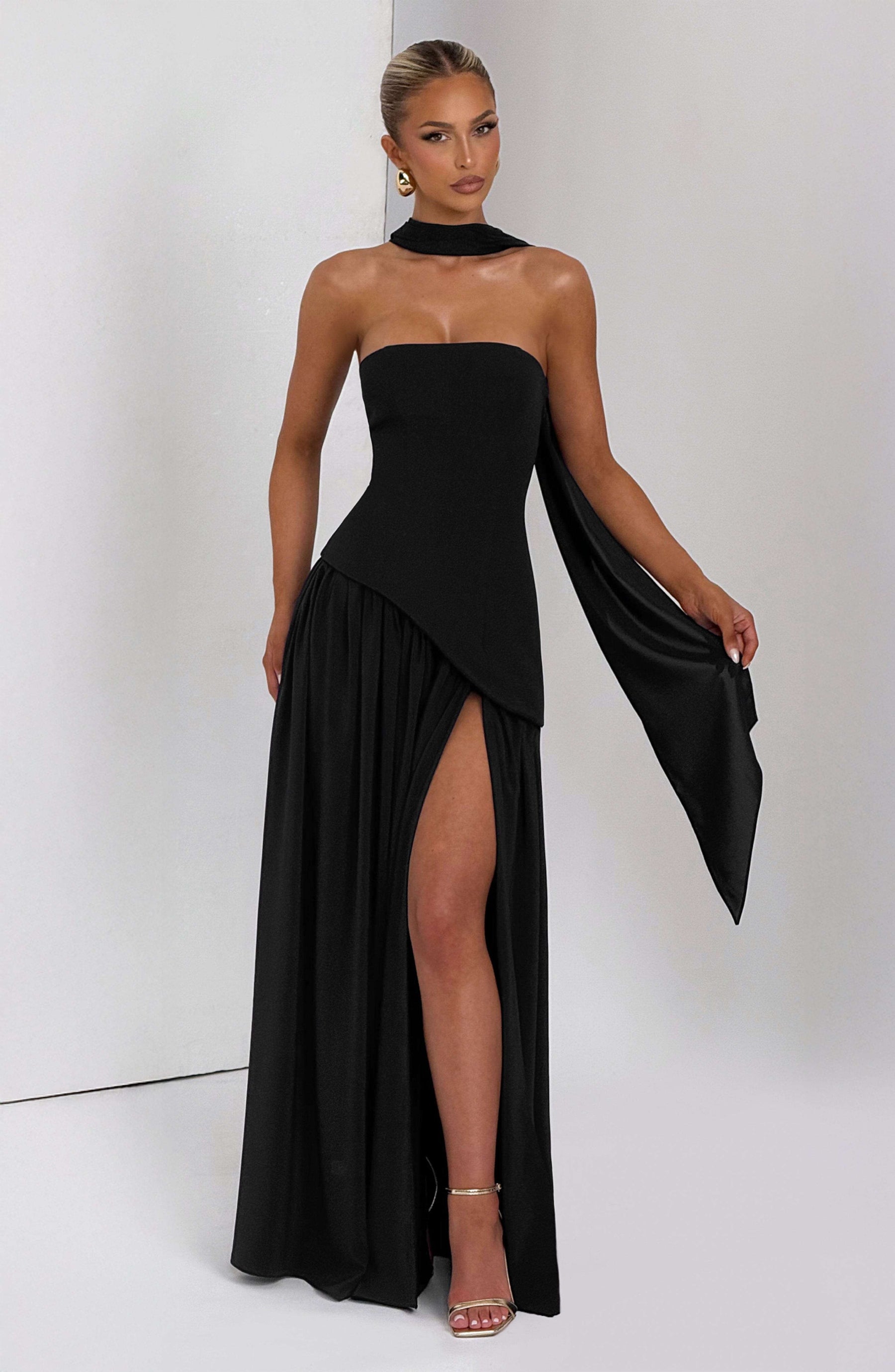Maliyah Maxi Dress - Black Ryvelle
