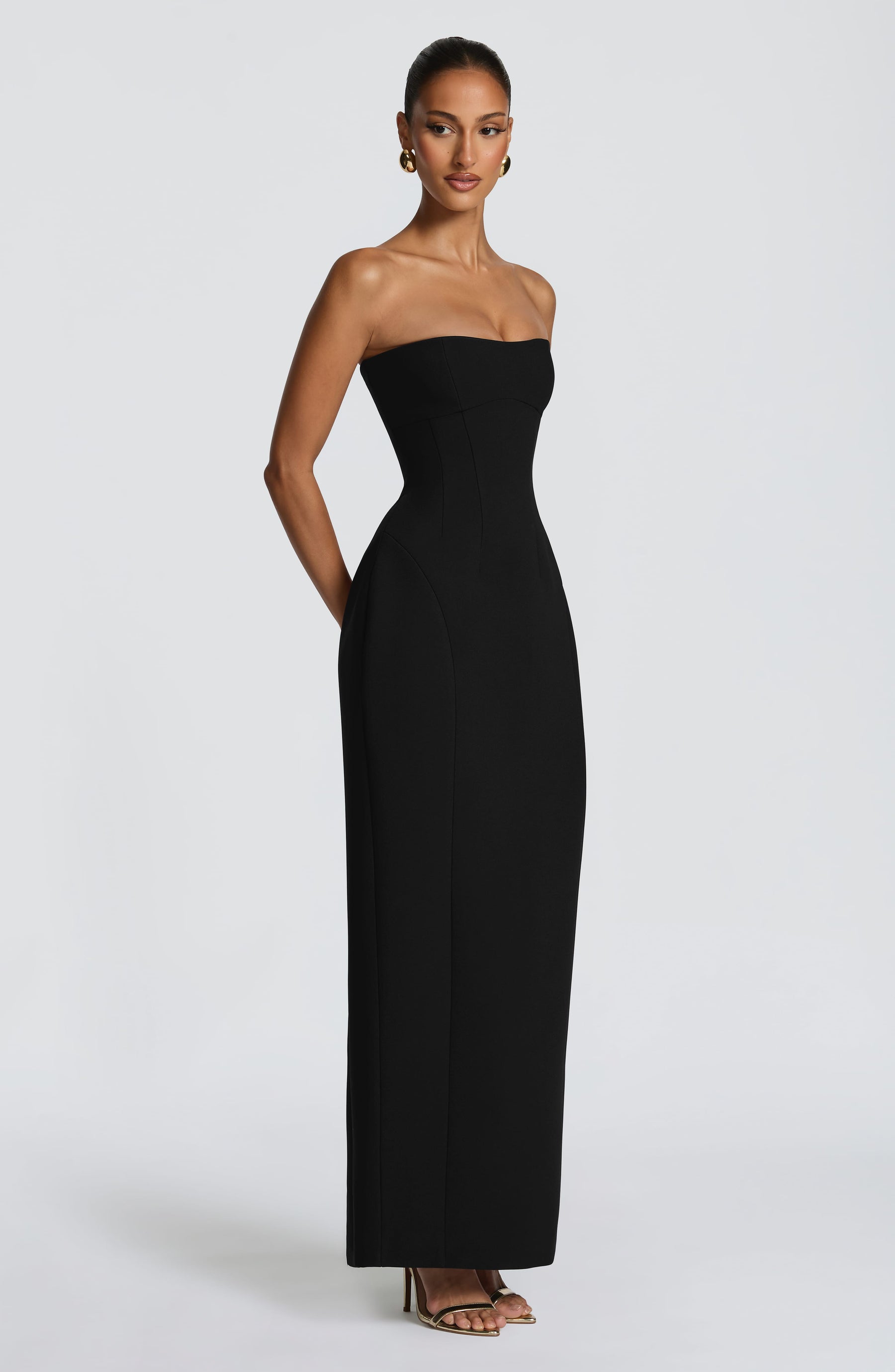 Manon Maxi Dress - Black Ryvelle