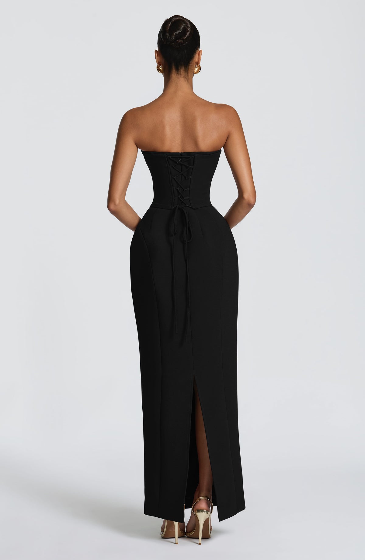 Manon Maxi Dress - Black Ryvelle