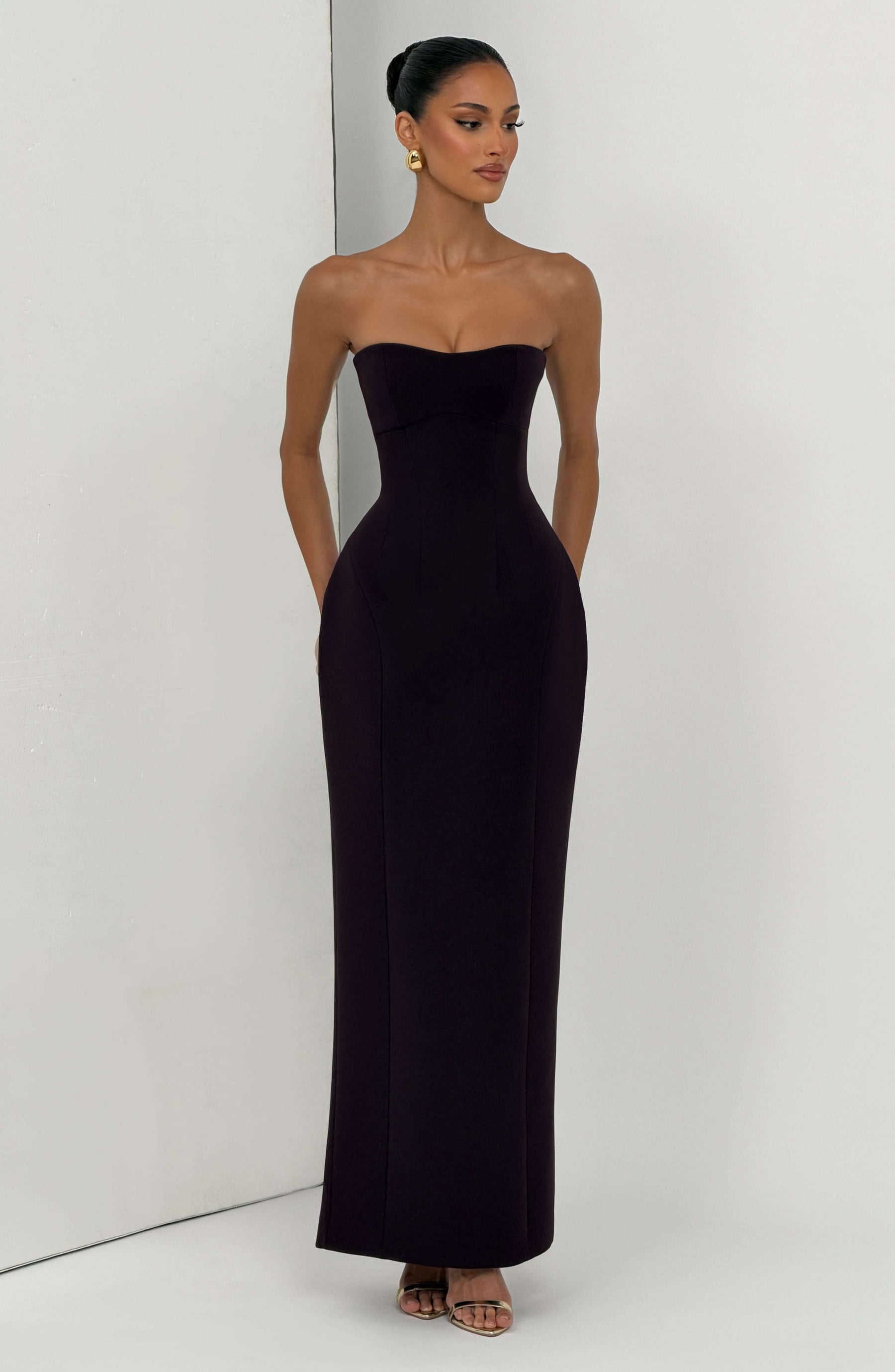 Manon Maxi Dress - Black Ryvelle