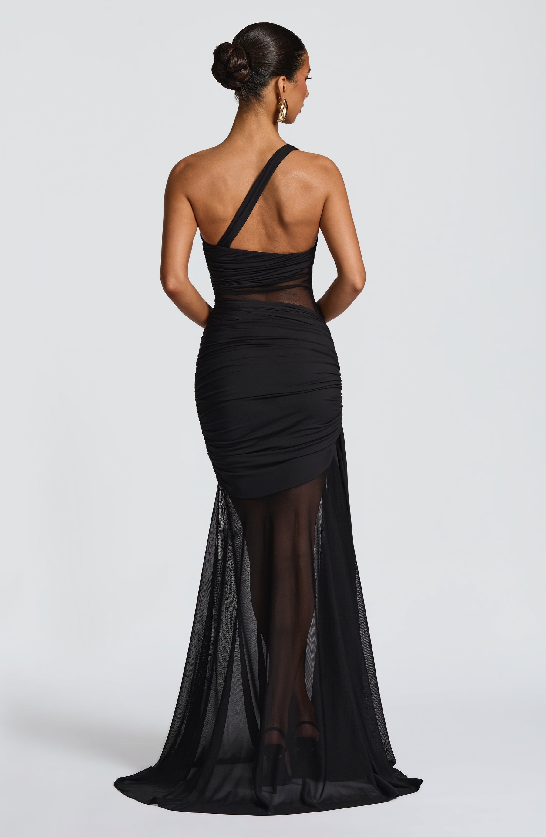 Marianne Maxi Dress - Black Ryvelle