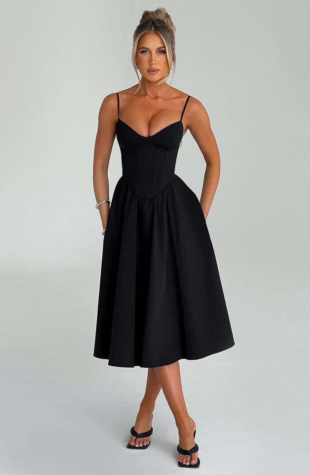 Mariella Midi Dress - Black Ryvelle