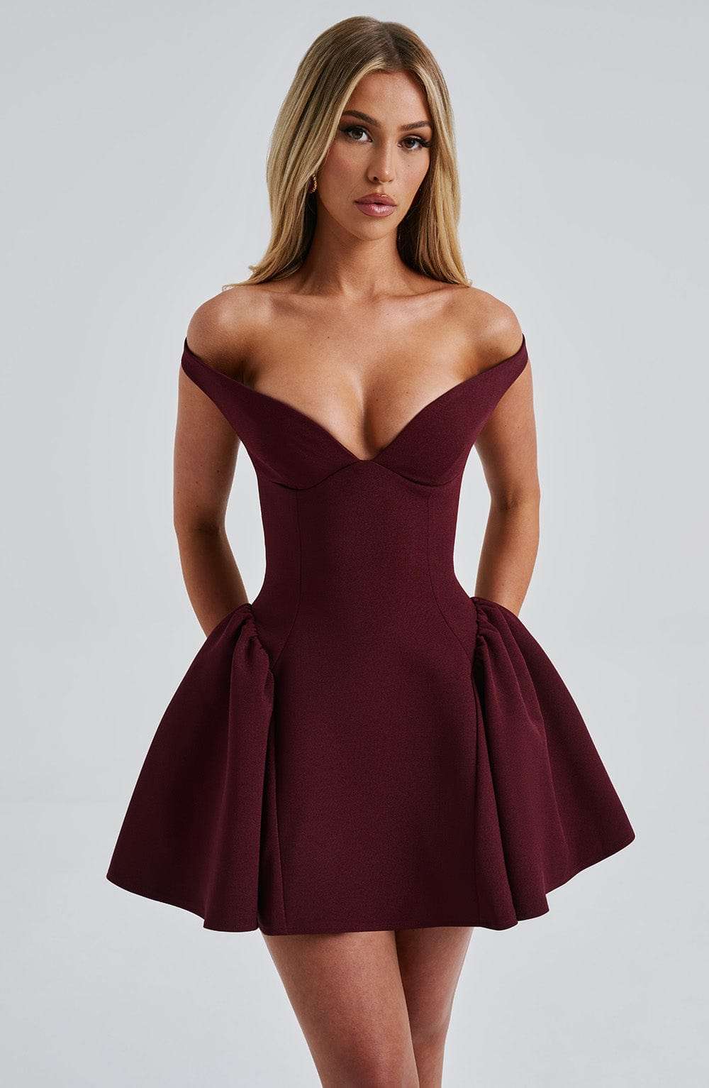 Marla Mini Dress - Cherry Lacquer Ryvelle