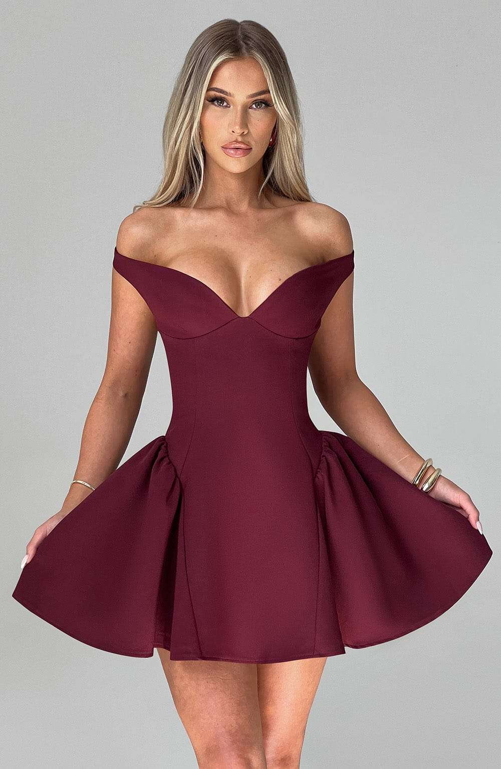 Marla Mini Dress - Cherry Lacquer Ryvelle
