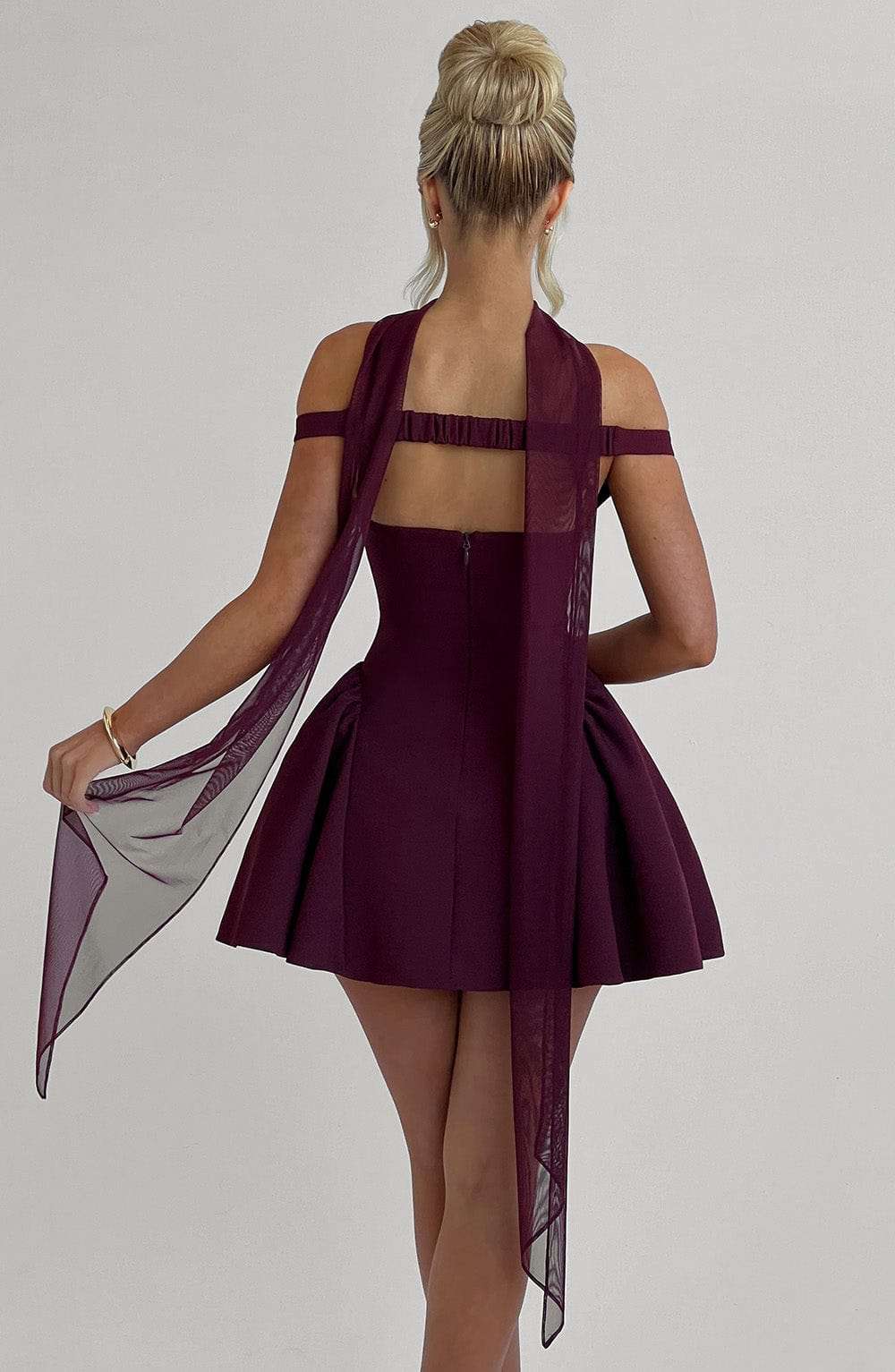 Marla Mini Dress - Cherry Lacquer Ryvelle