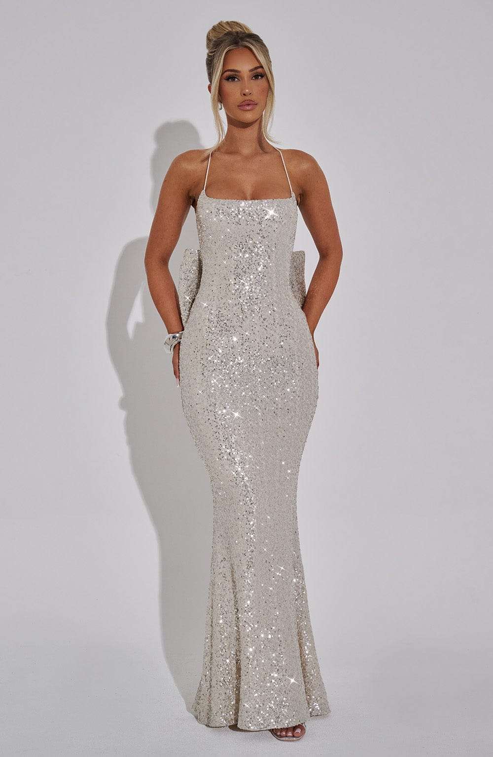 Meridith Maxi Dress - Champagne Ryvelle