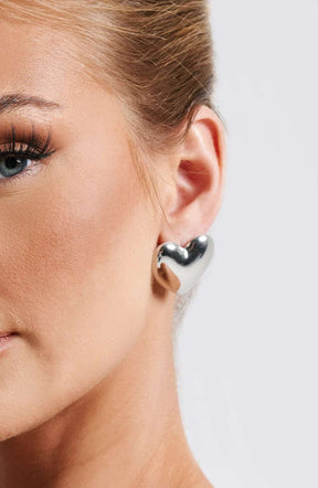 Milan Heart Earrings - Silver Ryvelle