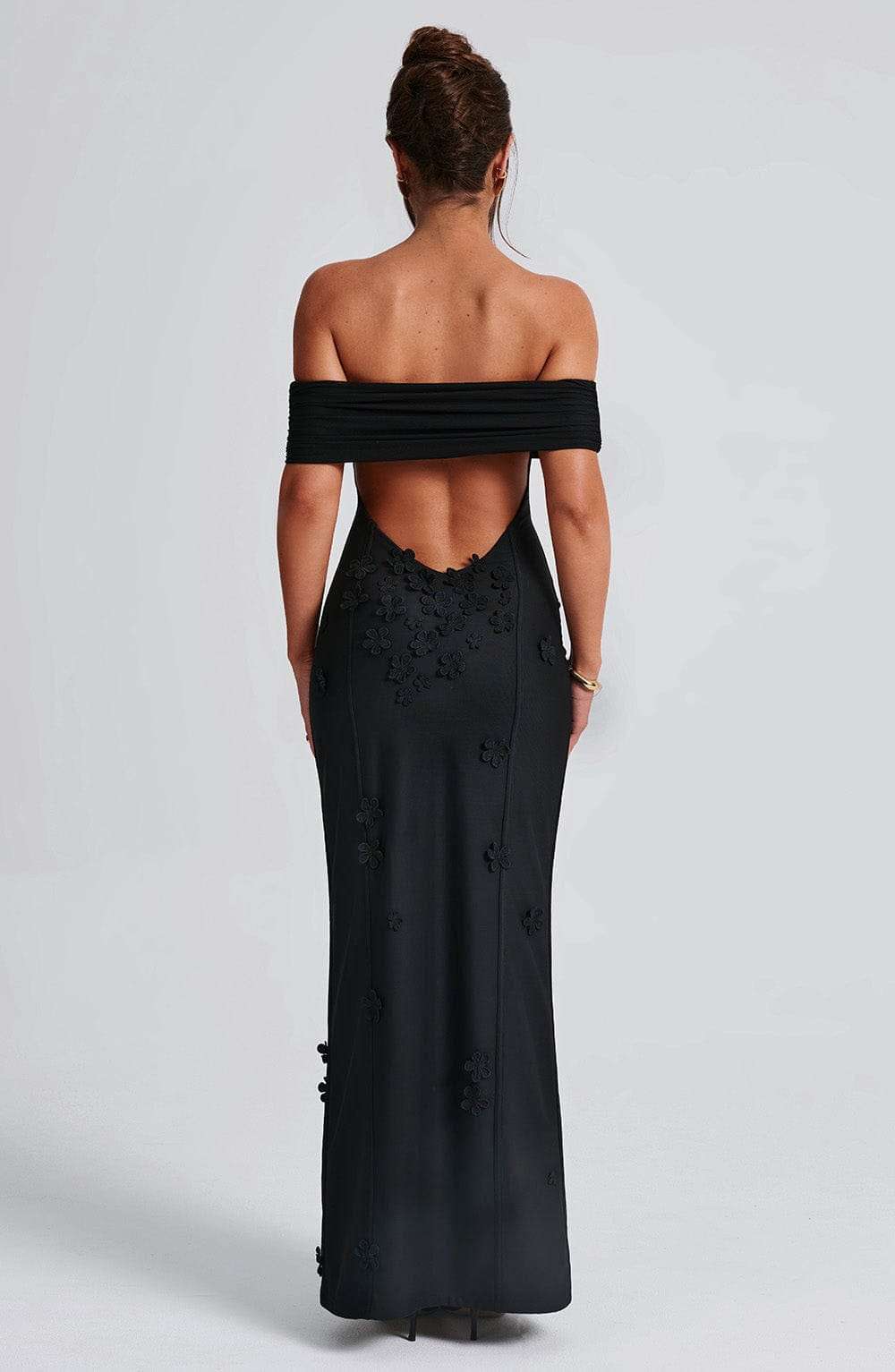 Milani Maxi Dress - Black Ryvelle