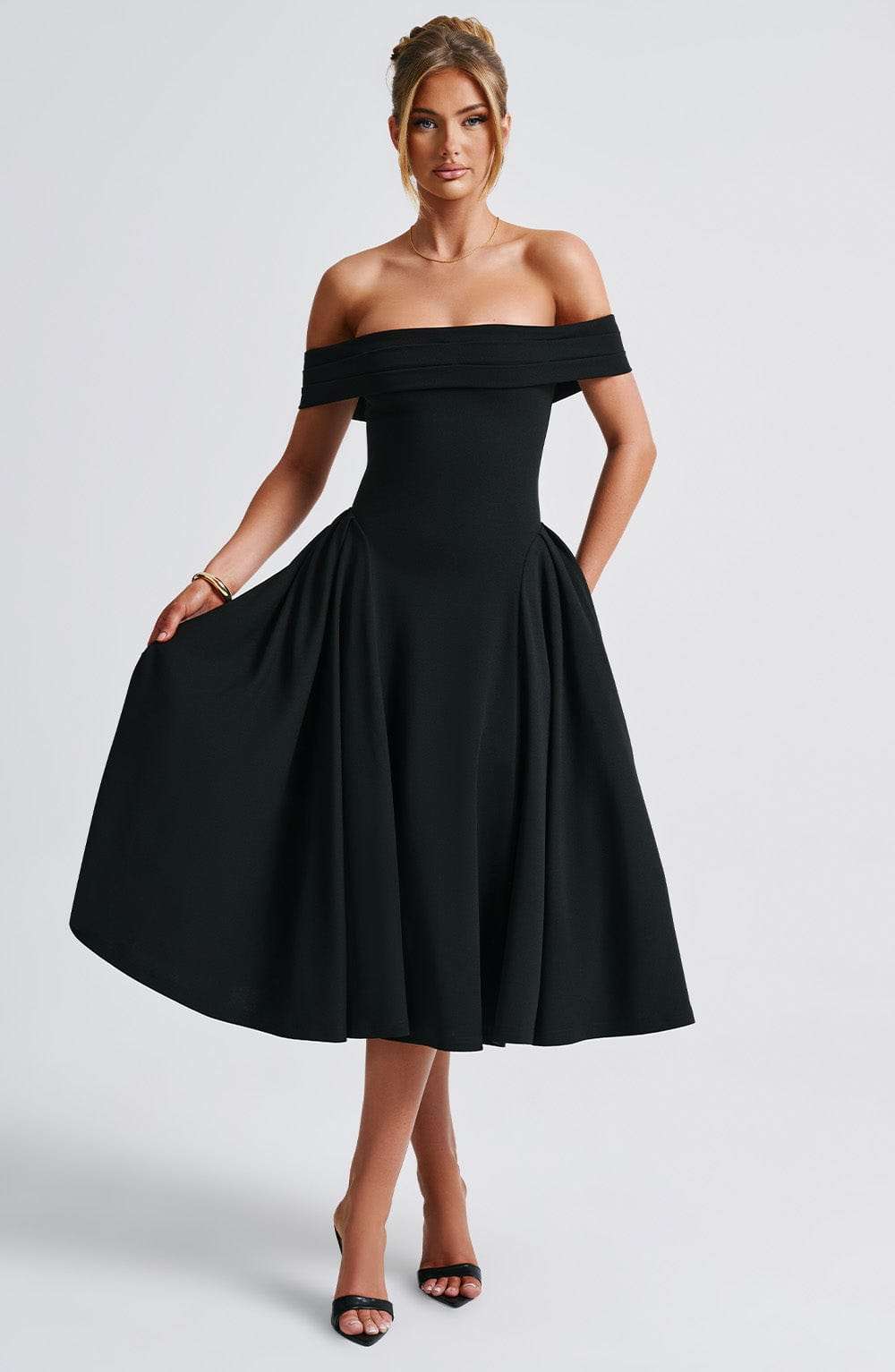 Miranda Midi Dress - Black Ryvelle