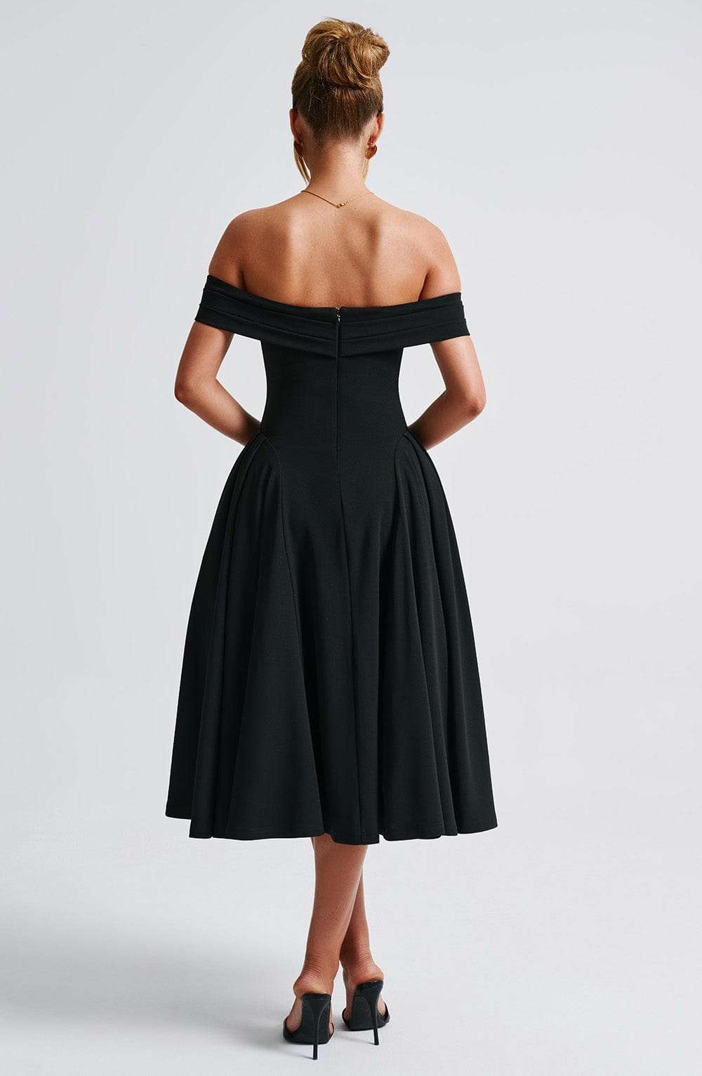 Miranda Midi Dress - Black Ryvelle
