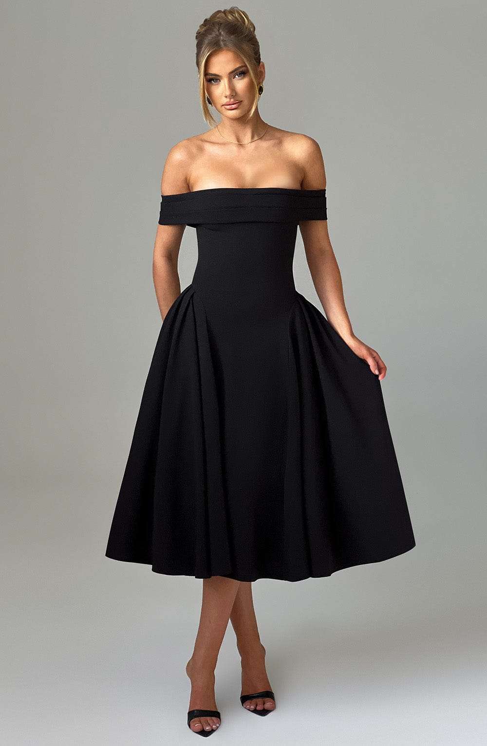 Miranda Midi Dress - Black Ryvelle