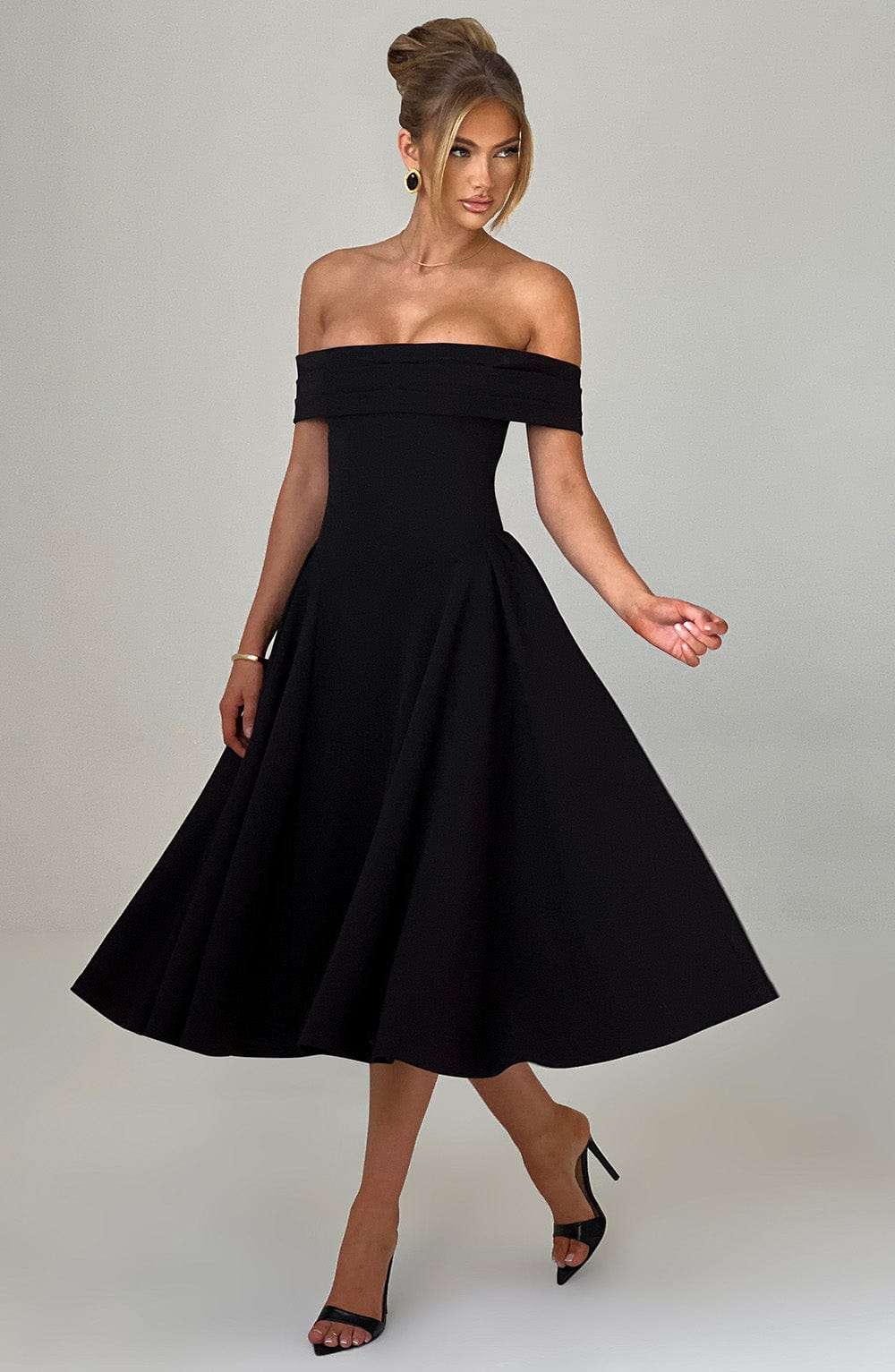 Miranda Midi Dress - Black Ryvelle