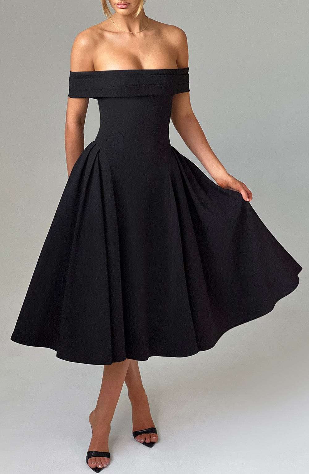 Miranda Midi Dress - Black Ryvelle