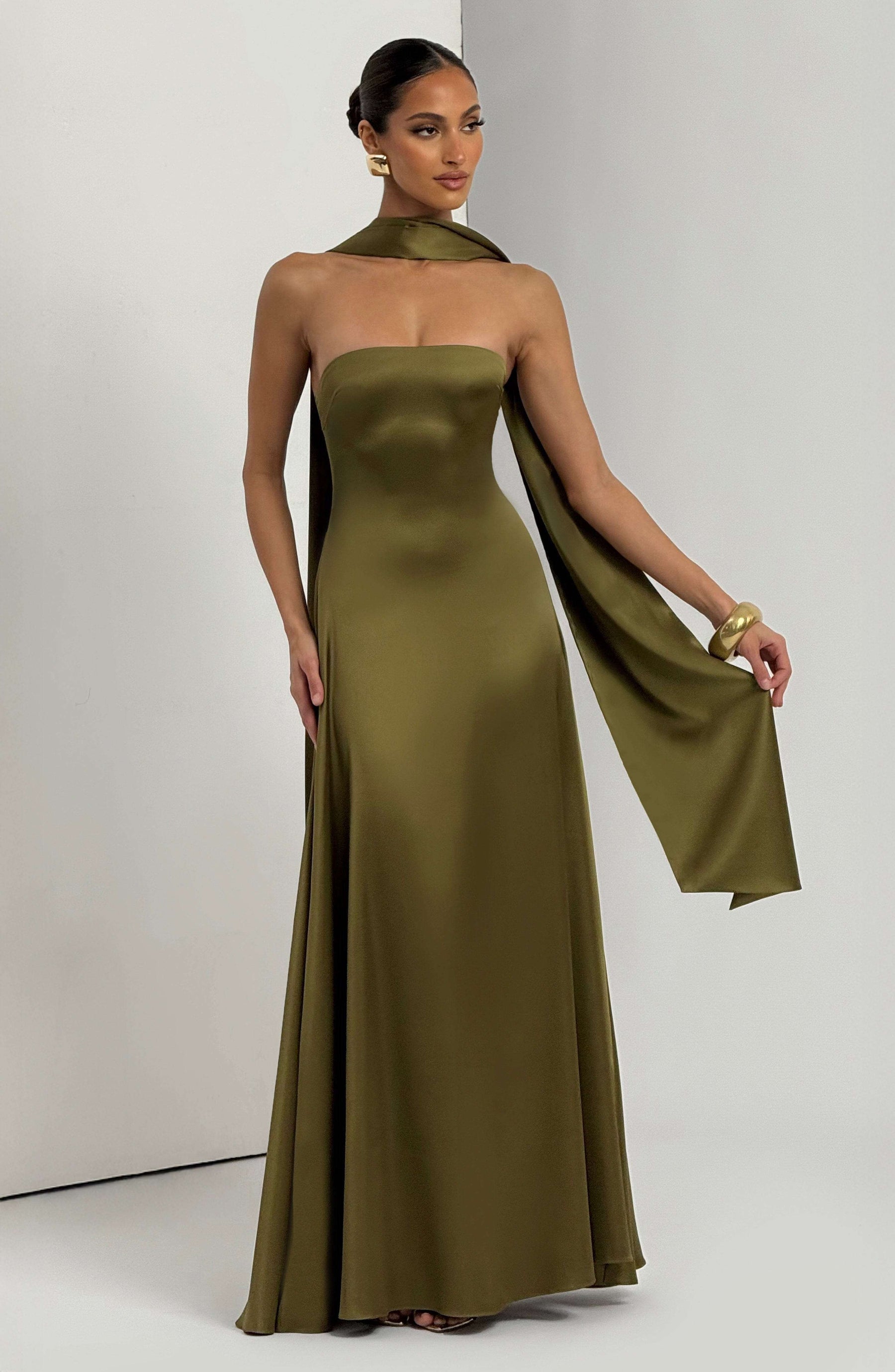 Morven Maxi Dress - Deep Olive Ryvelle