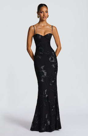 Nefertiti Maxi Dress - Black Ryvelle