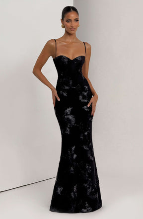 Nefertiti Maxi Dress - Black Ryvelle