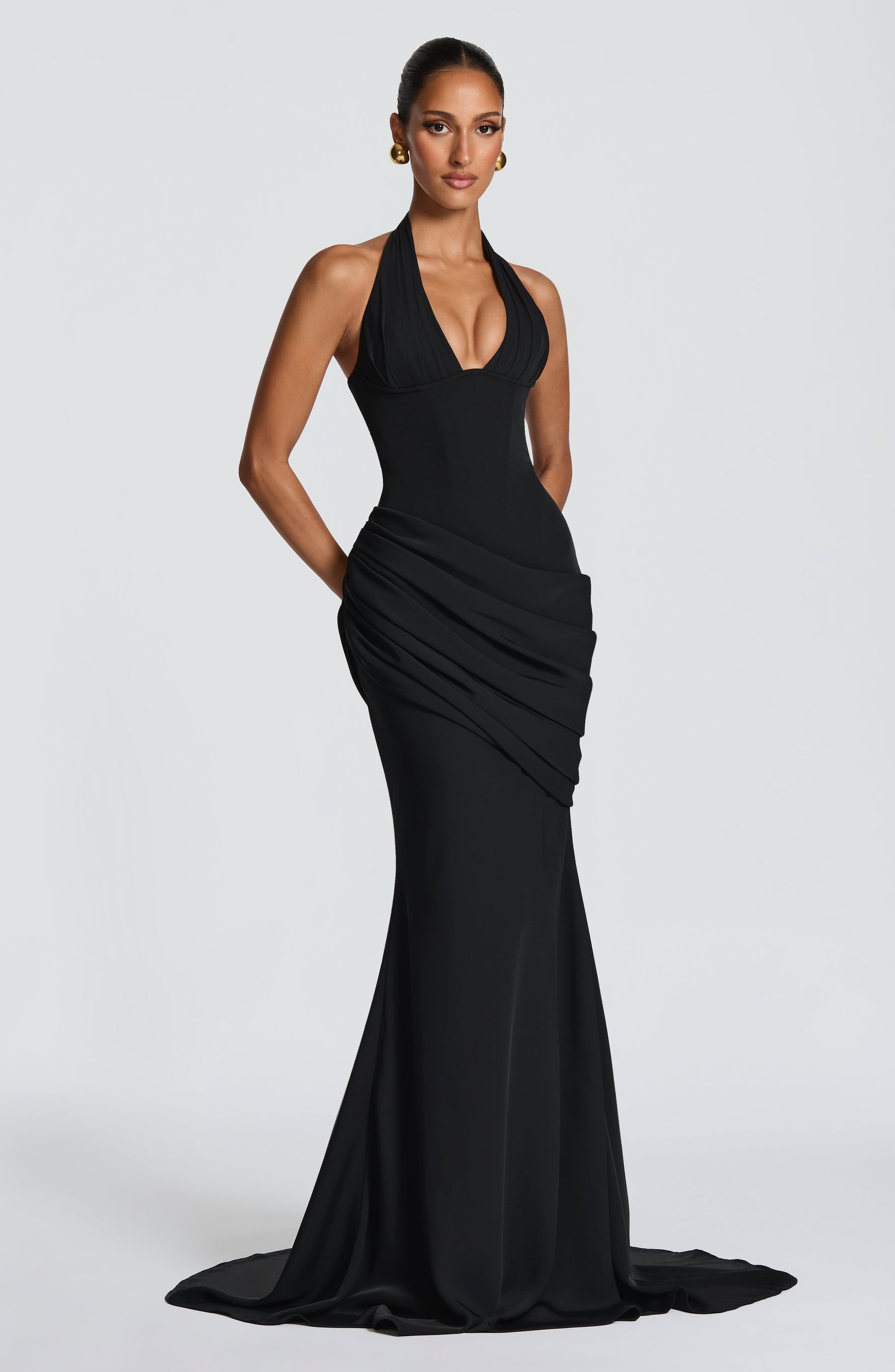 Nehemia Gown - Black Ryvelle