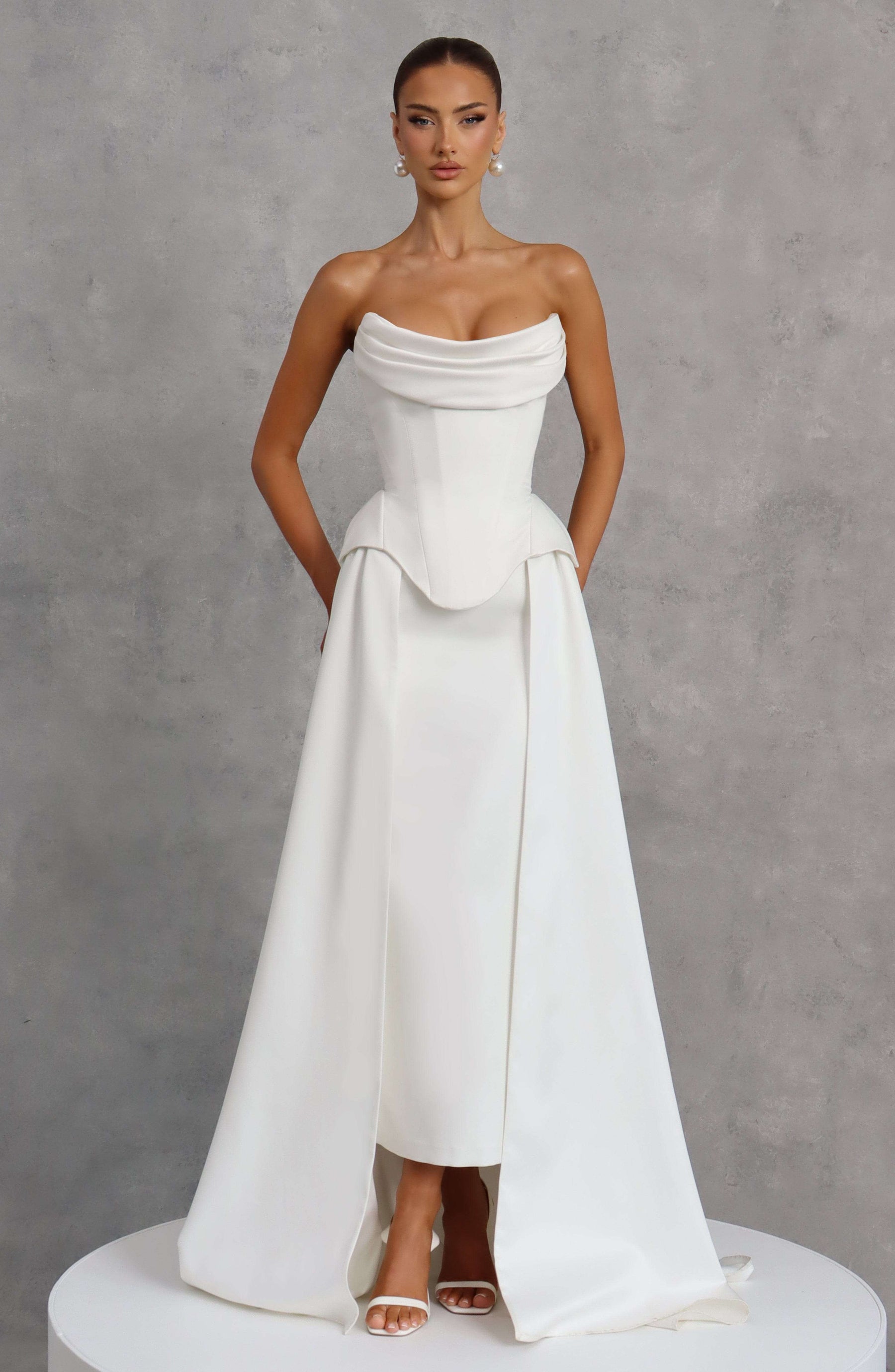 Neri Skirt Train - Ivory Ryvelle