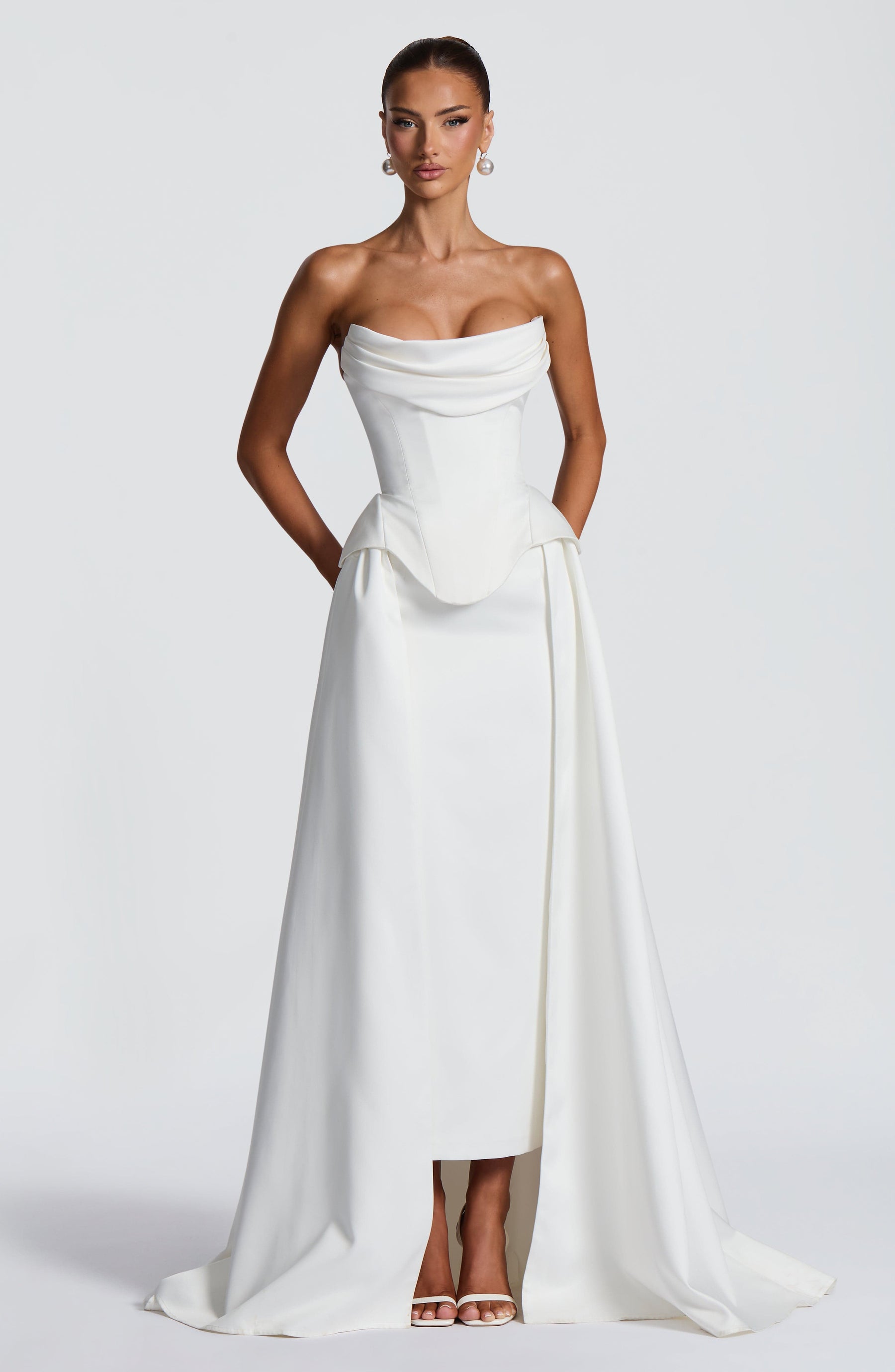 Neri Skirt Train - Ivory Ryvelle