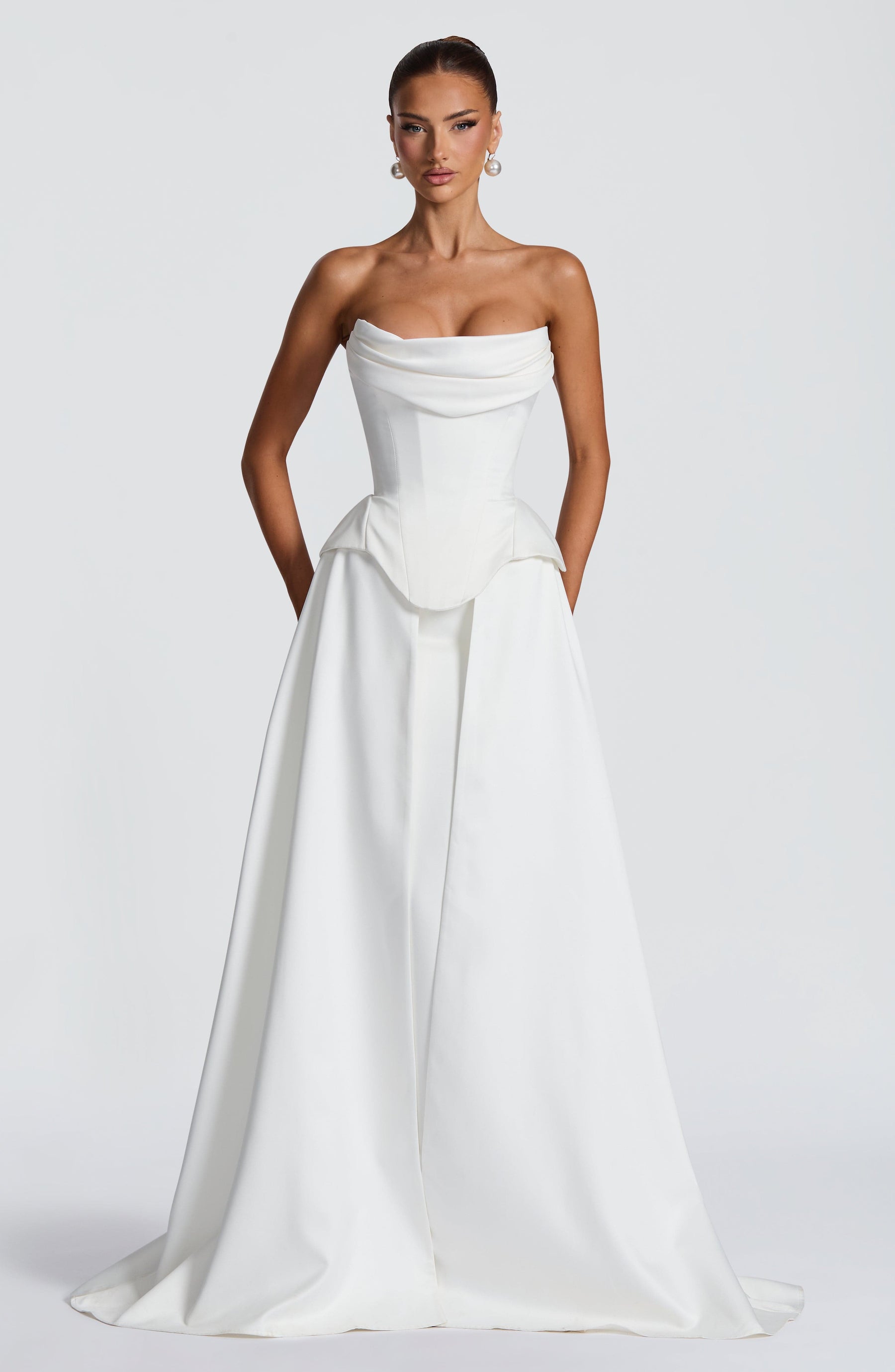 Neri Skirt Train - Ivory Ryvelle