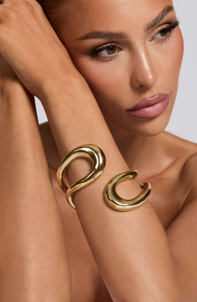 Nevesta Cuff - Gold Ryvelle