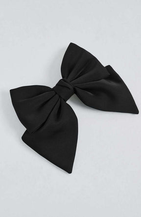 Perrie Bow - Black Ryvelle