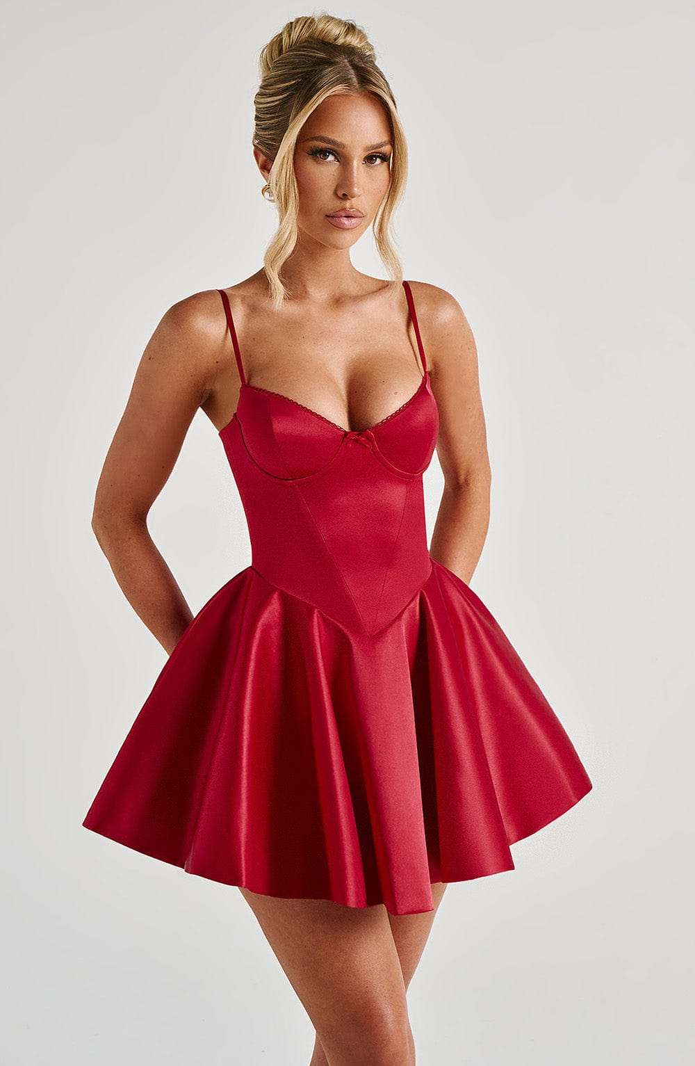 Poppy Mini Dress - Red Ryvelle