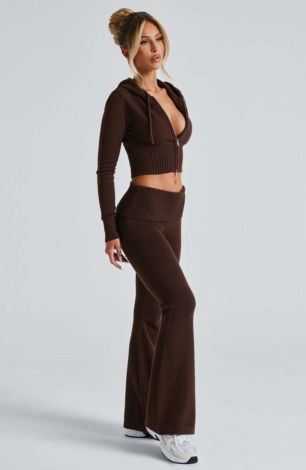 Portia Knit Pants - Chocolate Ryvelle