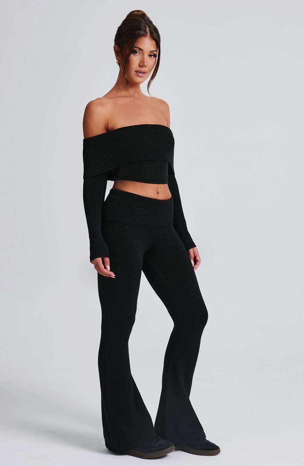 Portia Knit Top - Black Ryvelle